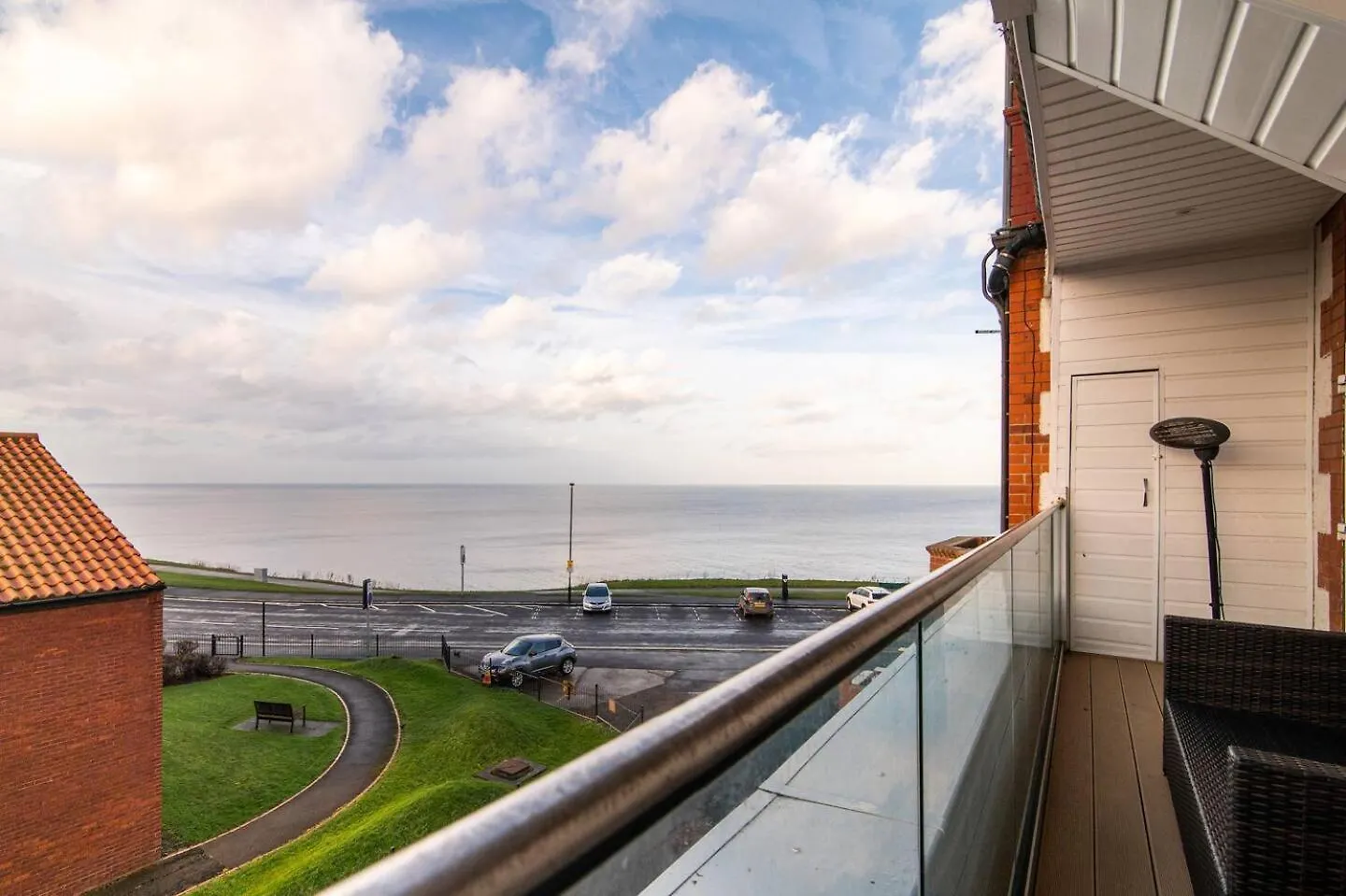 No 8 Metropole Towers, Stunning Sea Views! Apartman Whitby 0*,  Egyesült Királyság
