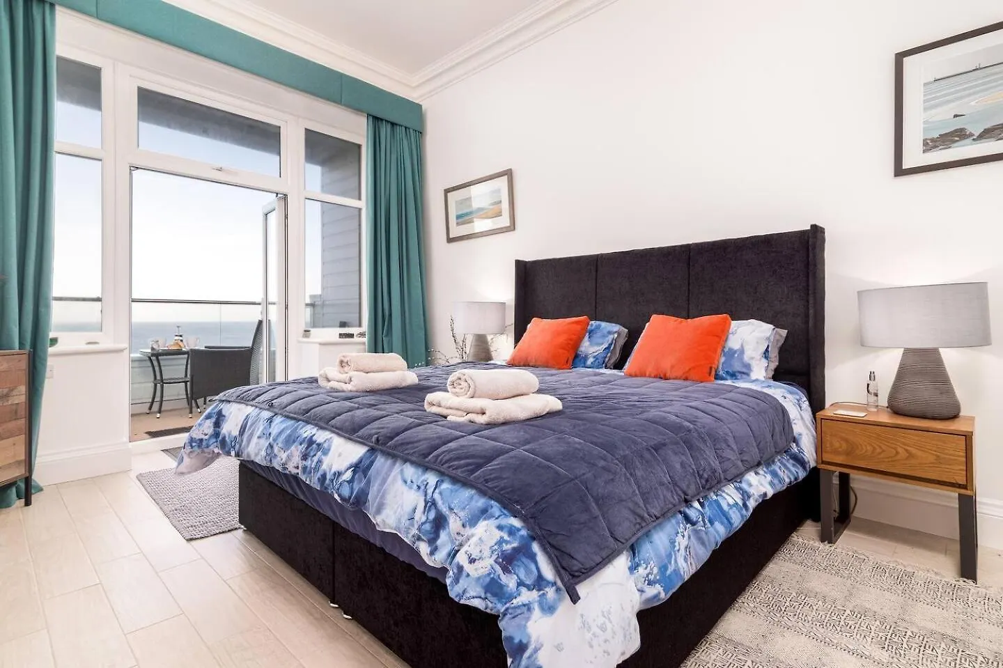 Ferienwohnung No 8 Metropole Towers, Stunning Sea Views! Whitby Apartment